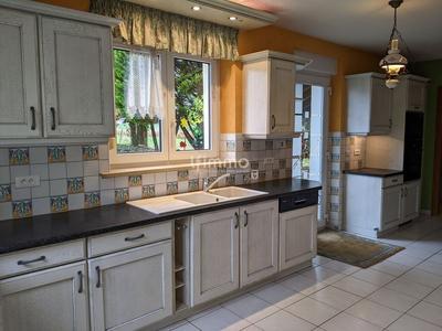 Maison - 140 m² - 5 pièces