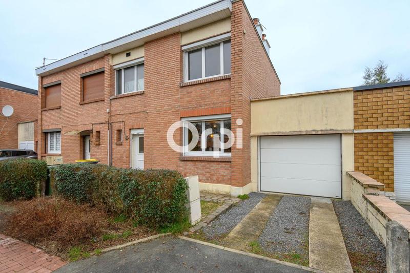 Maison - 90 m² - 4 pièces