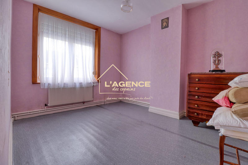 Maison - 100 m² - 6 pièces