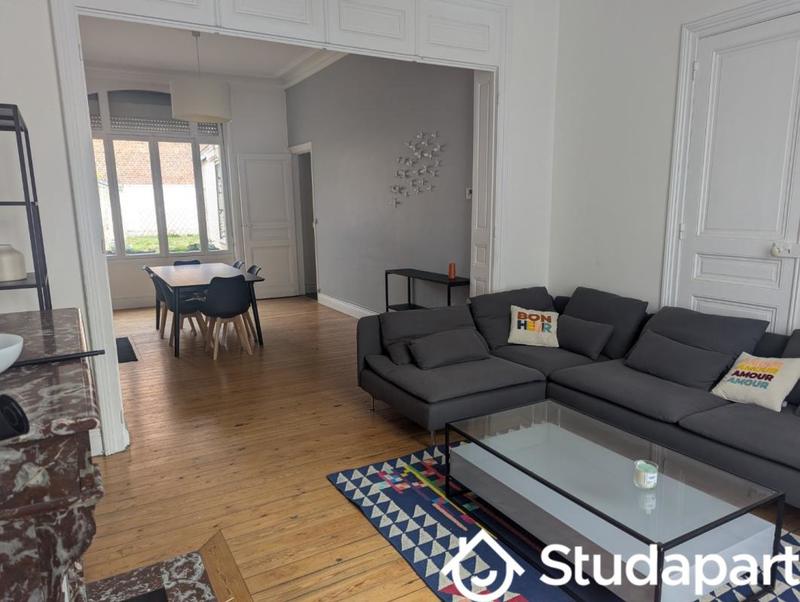 Chambre - 12 m² - 1 pièce