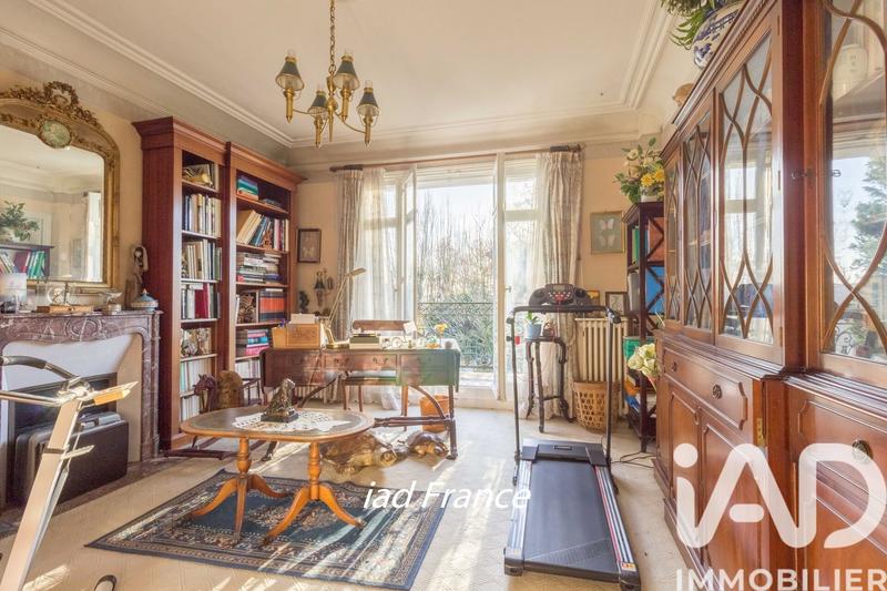 Maison - 236 m² - 9 pièces