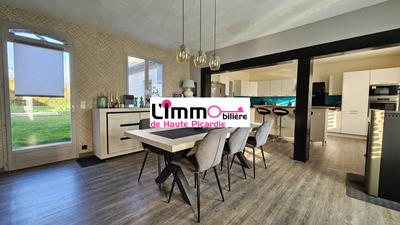 Maison traditionnelle - 143 m² - 5 pièces