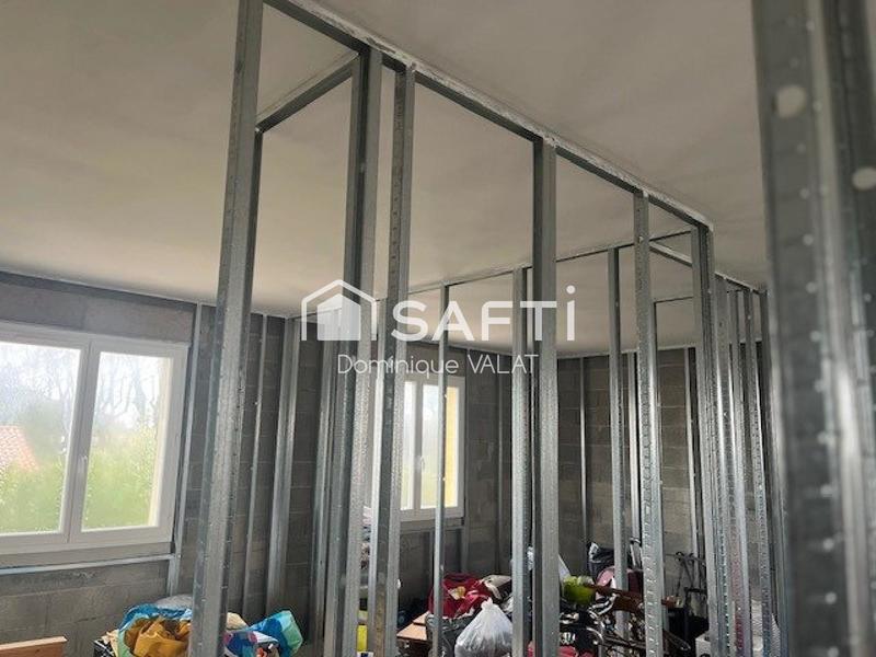 Maison - 235 m² - 10 pièces