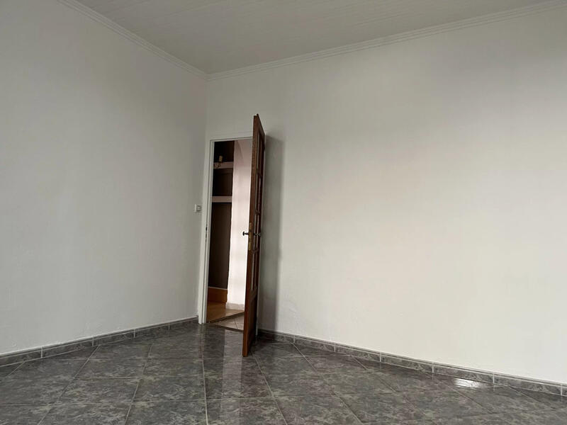 Appartement - 96 m² - 4 pièces