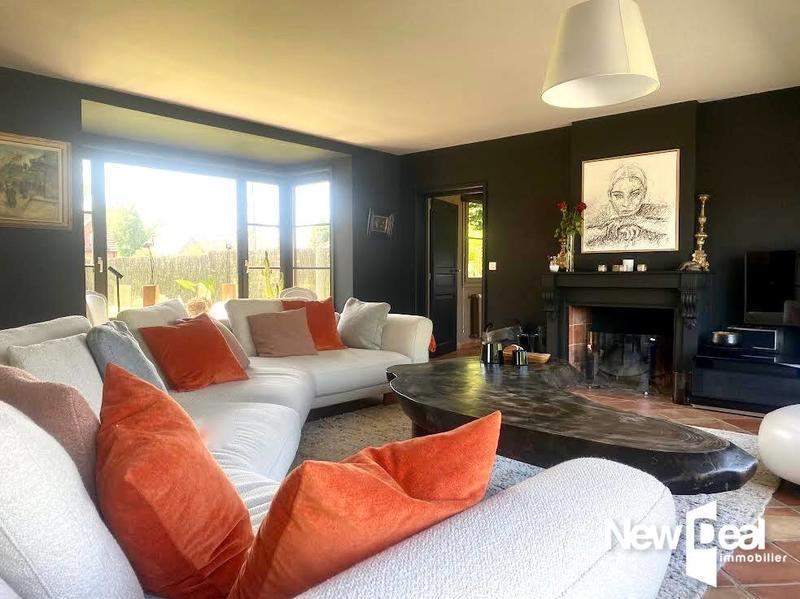 Maison d'architecte - 211 m² - 8 pièces