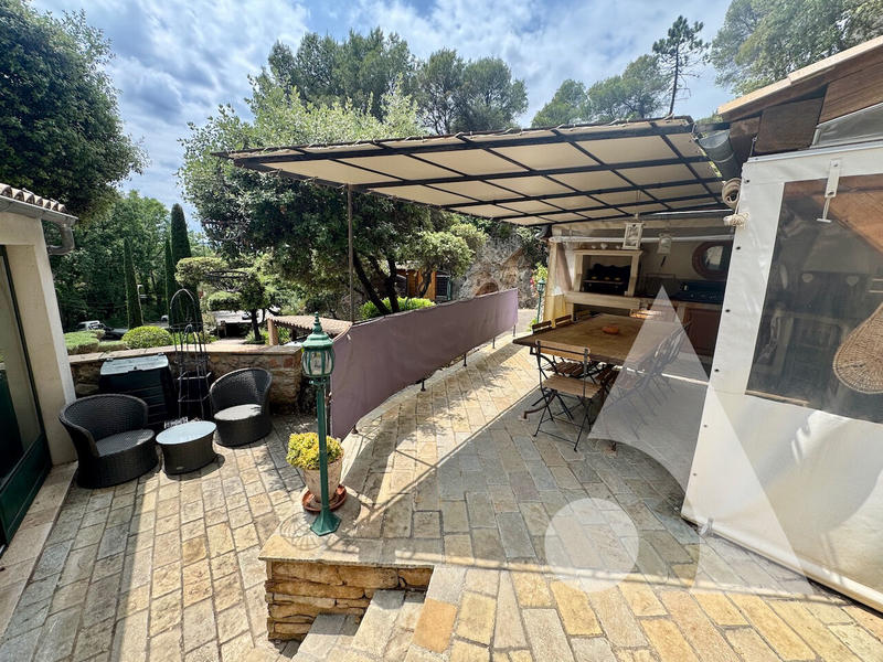 Maison - 148 m² - 4 pièces