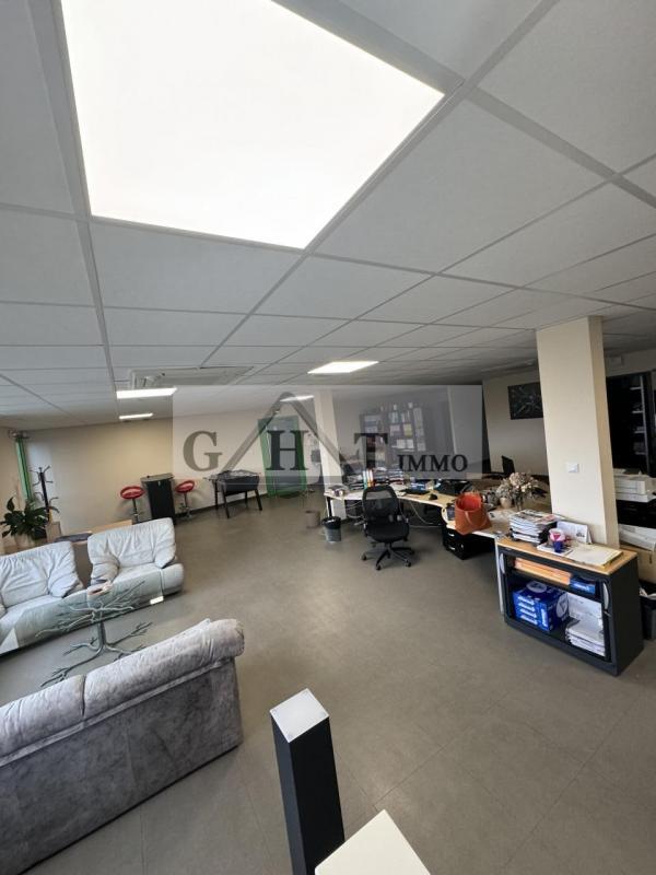 Immeuble - 1 500 m²