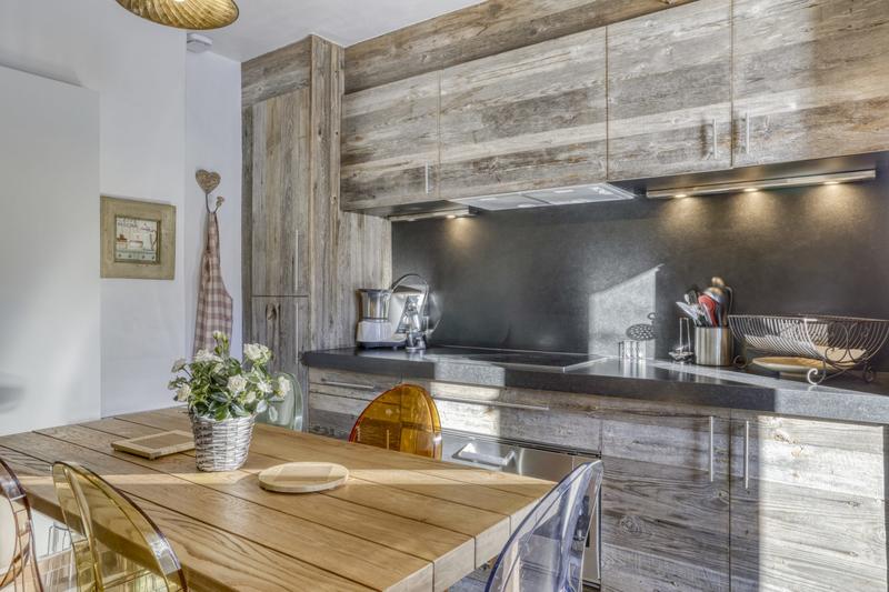 Appartement - 179 m² - 7 pièces