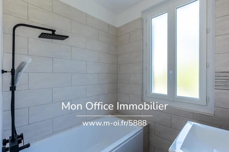 Maison - 110 m² - 4 pièces