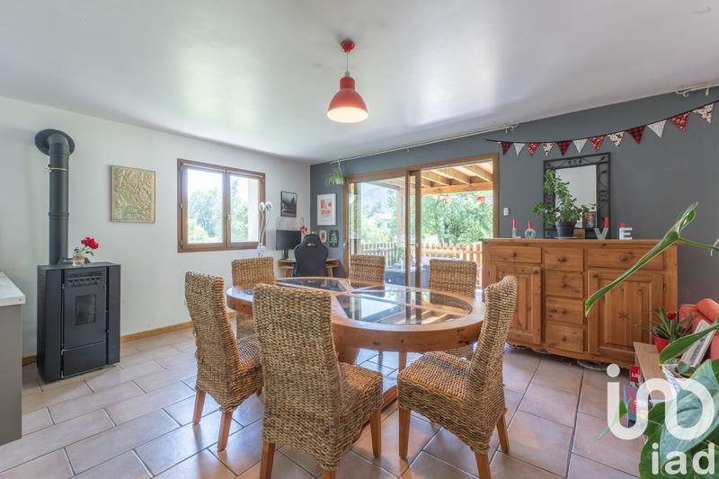 Appartement - 94 m² - 3 pièces