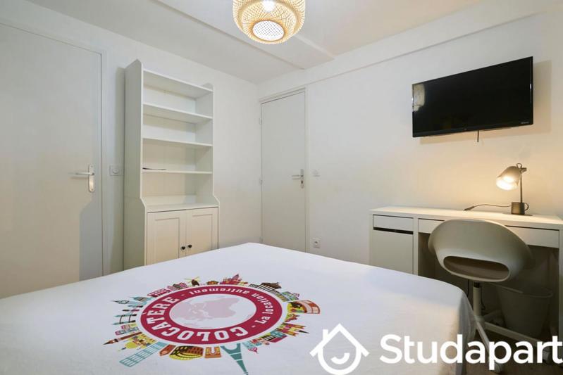 Chambre - 11 m² - 1 pièce