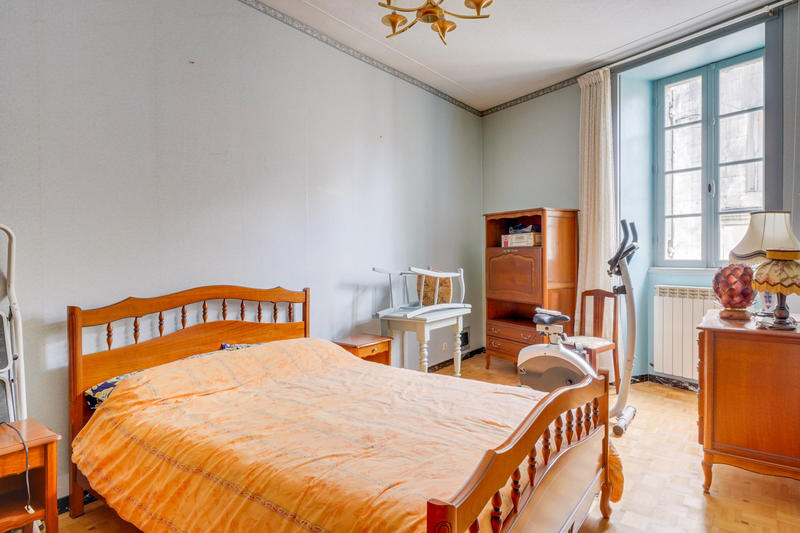 Maison - 200 m² - 5 pièces