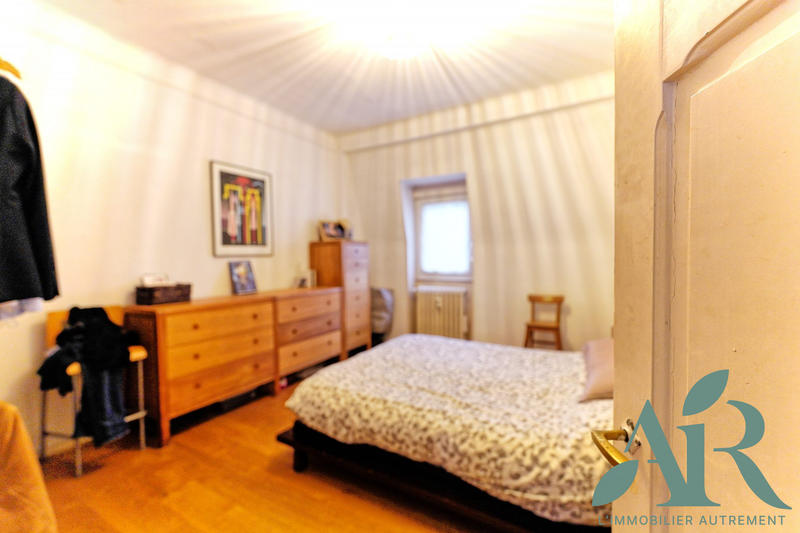 Appartement - 96 m² - 5 pièces