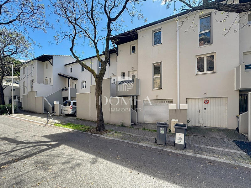 Maison - 82 m² - 5 pièces