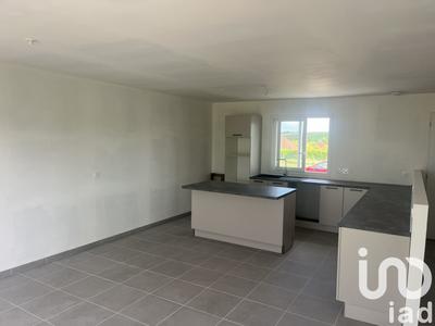 Maison - 97 m² - 4 pièces