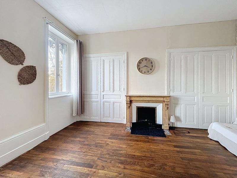 Appartement - 64 m² - 2 pièces