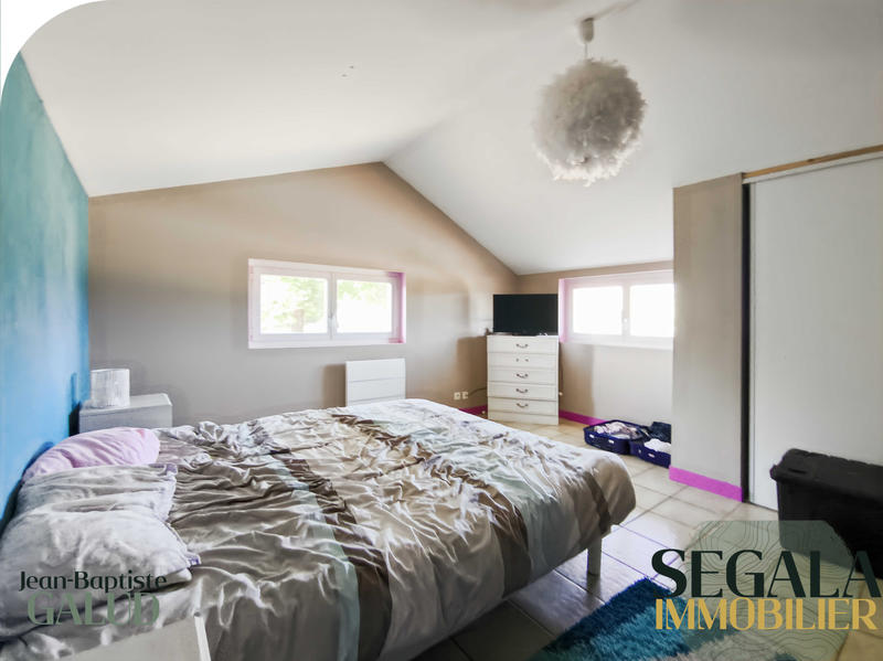 Maison - 275 m² - 5 pièces