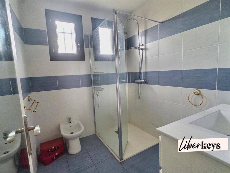 Maison - 93 m² - 5 pièces