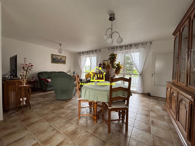 Appartement - 95 m² - 4 pièces