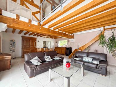 Maison - 155 m² - 6 pièces