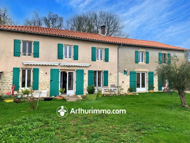 Maison - 171 m² - 7 pièces