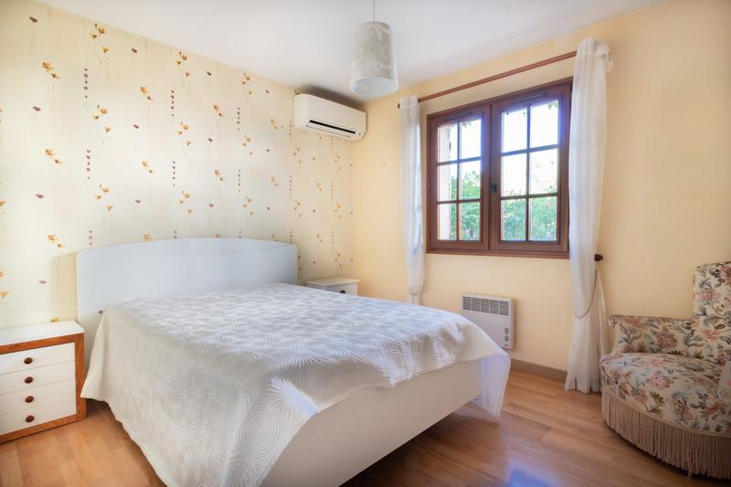 Maison traditionnelle - 136 m² - 5 pièces