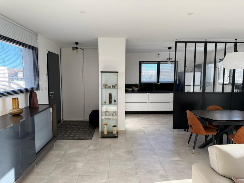 Maison - 97 m² - 4 pièces