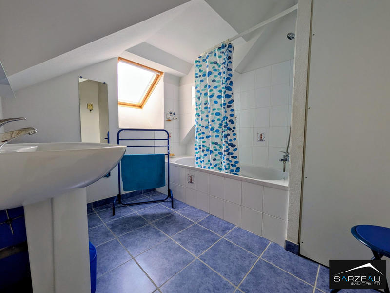 Maison - 92 m² - 6 pièces