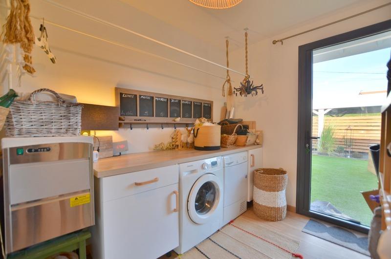 Maison - 180 m² - 7 pièces