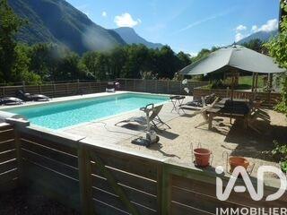 Maison - 448 m² - 14 pièces