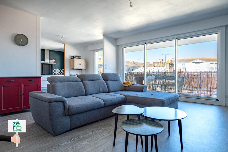 Appartement - 85 m² - 3 pièces