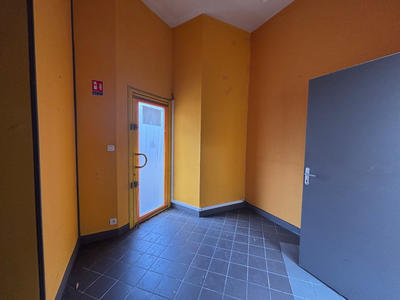 Local commercial - 810 m²