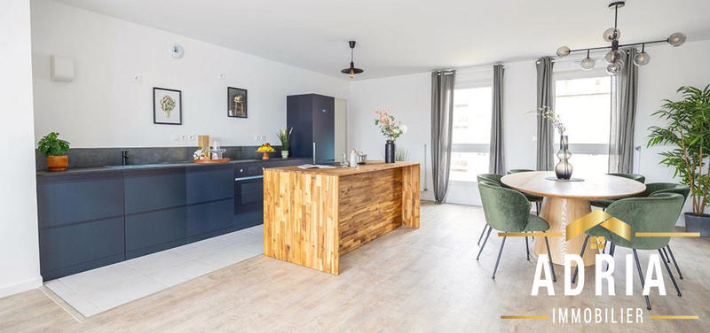 Appartement - 133 m² - 5 pièces