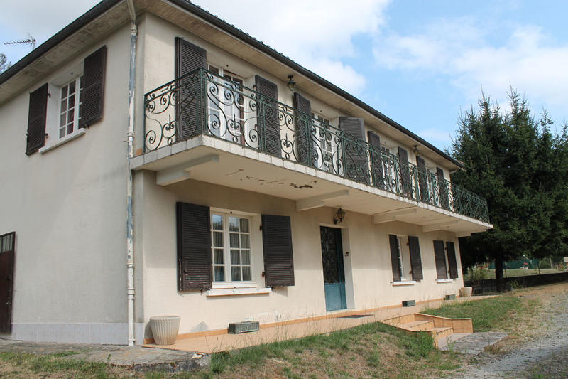 Maison de ville - 200 m² - 9 pièces