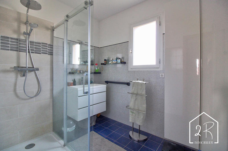 Maison - 102 m² - 5 pièces