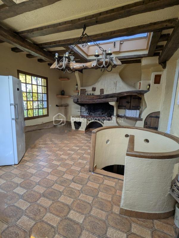 Maison traditionnelle - 185 m² - 7 pièces