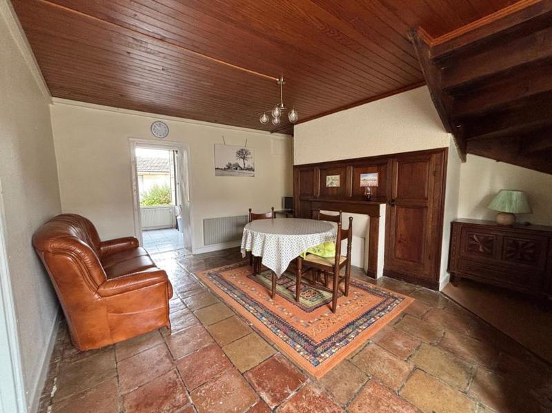 Maison - 80 m² - 5 pièces