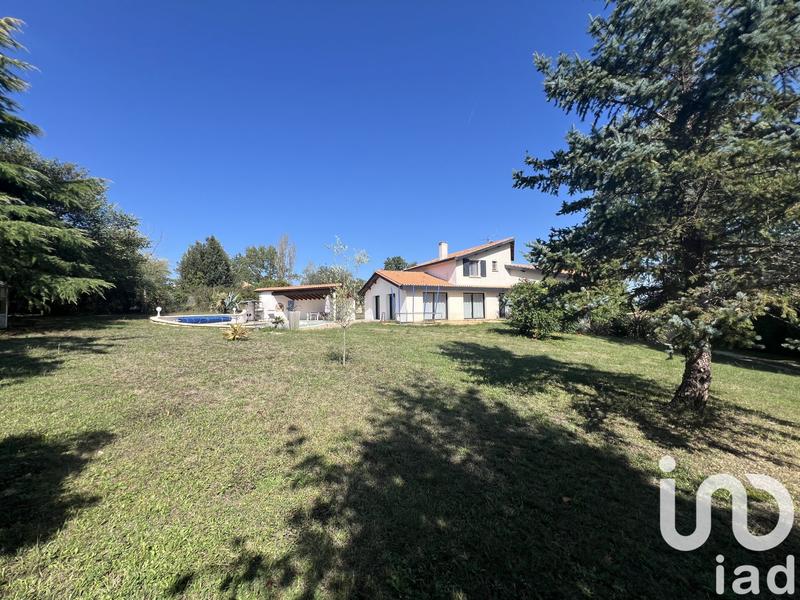 Maison de maîtres - 162 m² - 9 pièces