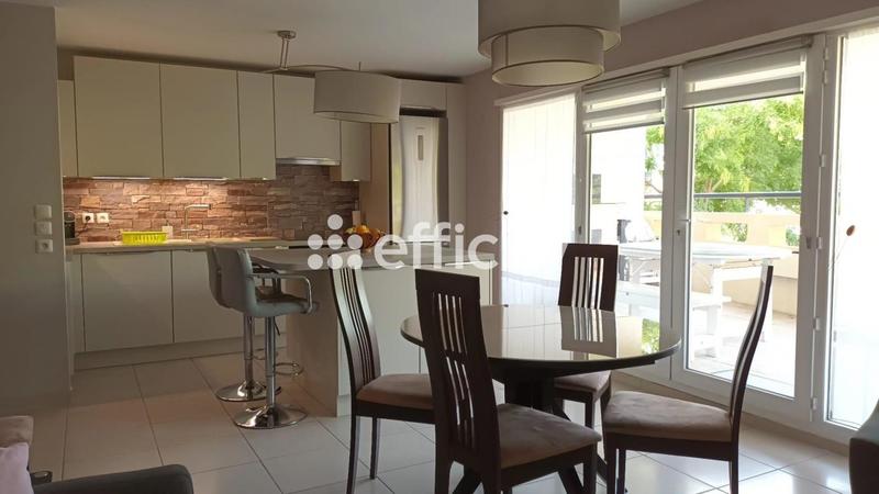 Appartement - 64 m² - 3 pièces