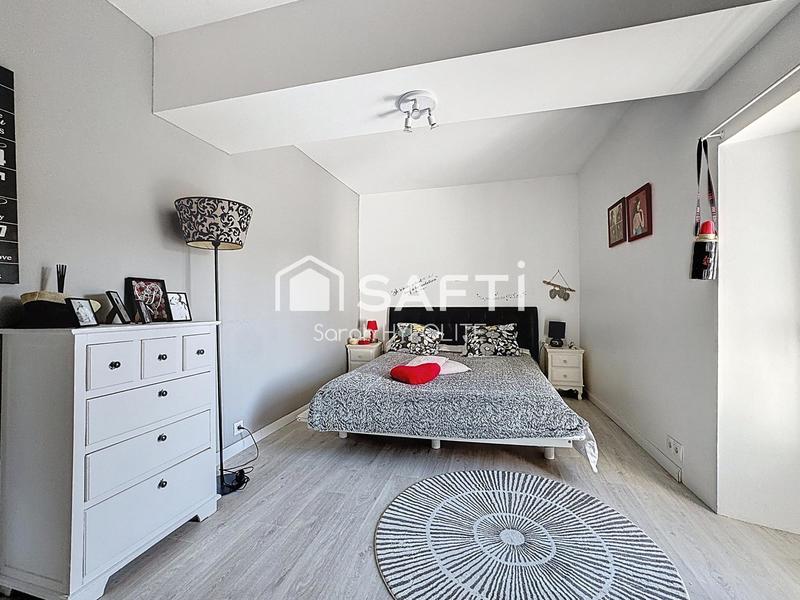 Maison - 105 m² - 4 pièces