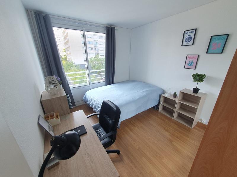 Appartement - 95 m² - 5 pièces