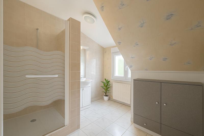 Maison - 83 m² - 4 pièces