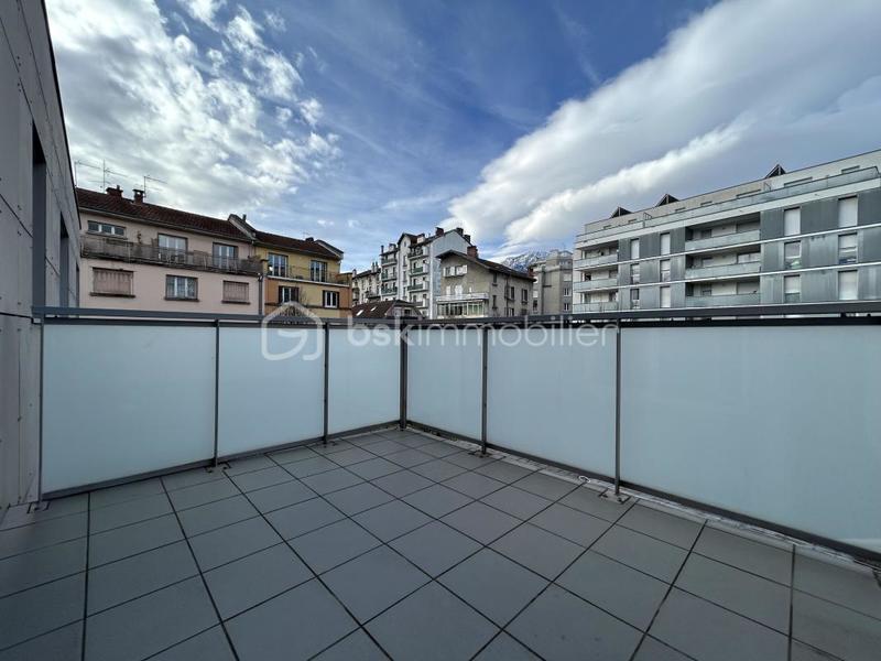 Appartement - 66 m² - 3 pièces