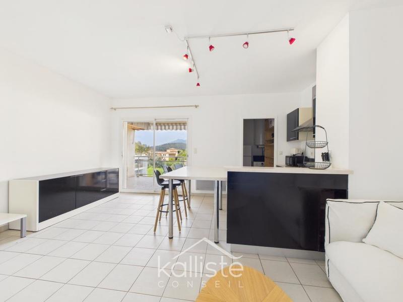 Appartement - 45 m² - 2 pièces