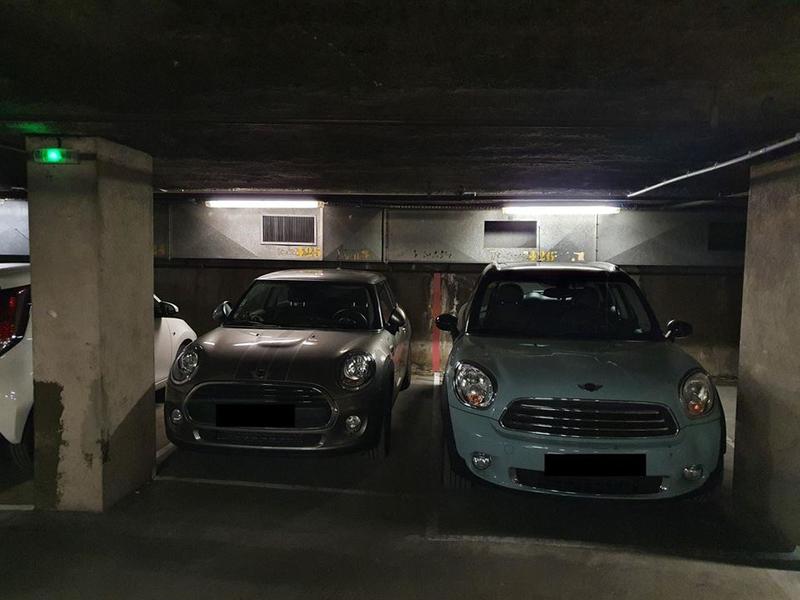 Parking / Garage - 9 m²