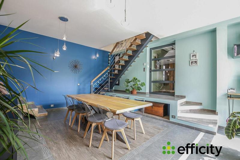 Maison - 185 m² - 6 pièces