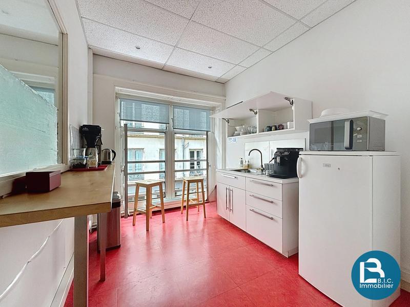 Local d'activités - 276 m²