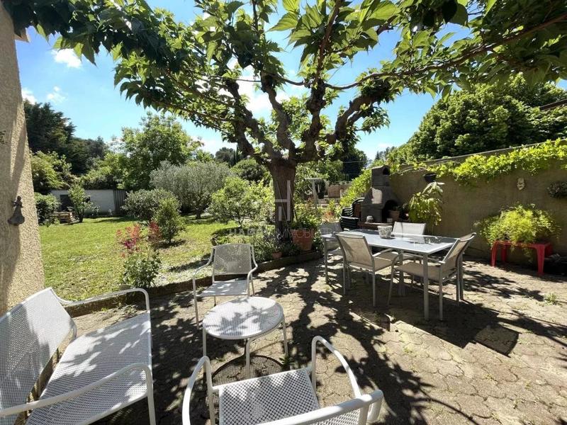 Maison - 94 m² - 5 pièces