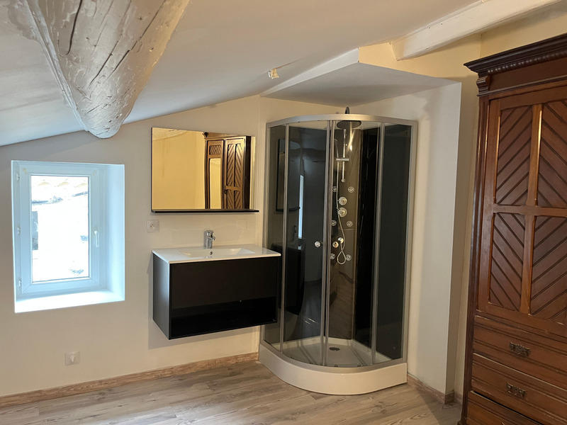 Maison de village - 80 m² - 3 pièces