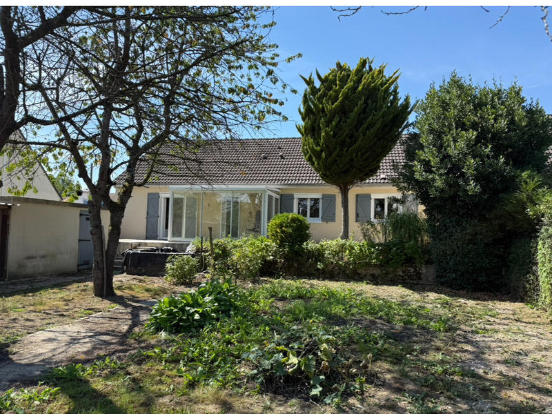 Maison - 96 m² - 5 pièces